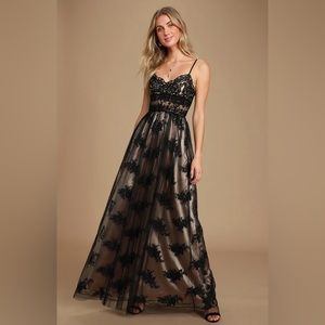 LULUS Embroidered Lace Maxi Dress